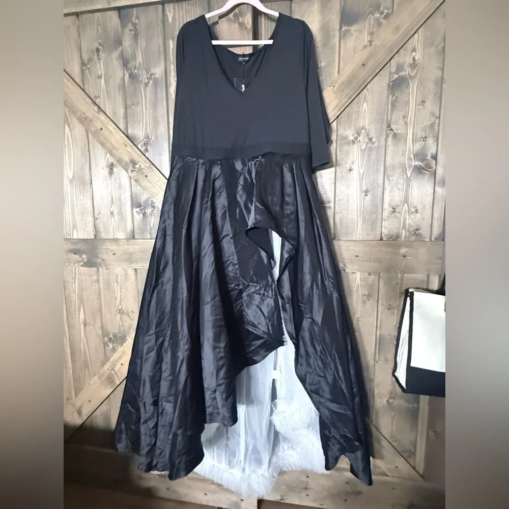 Black High-Low Dress - 2XL - Picture 2 of 6